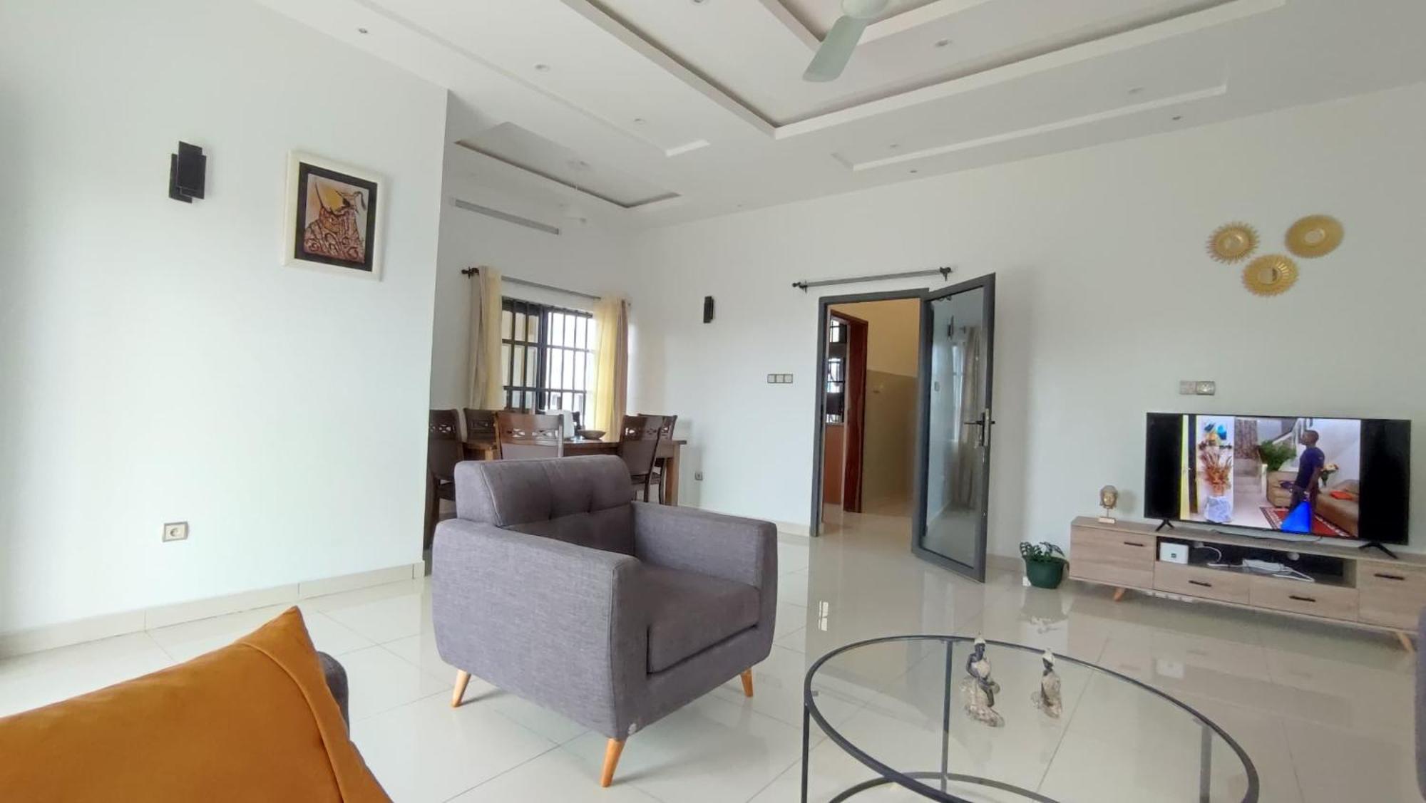 Logement Vacances En Famille, Business Apartment โกโตนู ภายนอก รูปภาพ